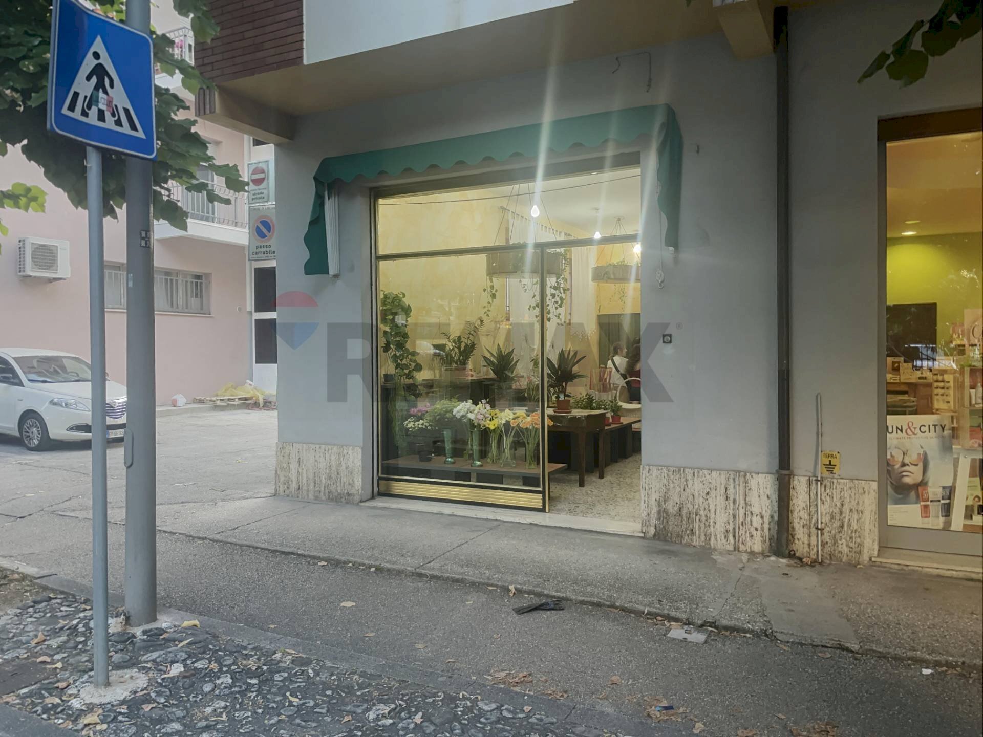 Edificio all\'aperto - Locale Commerciale Viale Cappuccini
 
96, Lanciano - foto 3