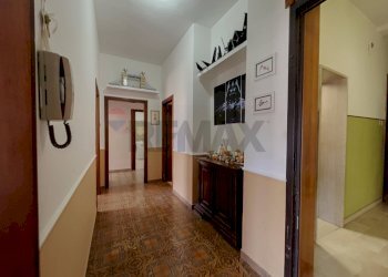 Hall / corridoio - Quadrilocale Via Adamo Giangiulio
 
4, Lanciano - foto 18