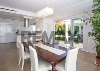 Sala da pranzo - Villa Via Palinuro
 
25-27, Palermo - photo 15