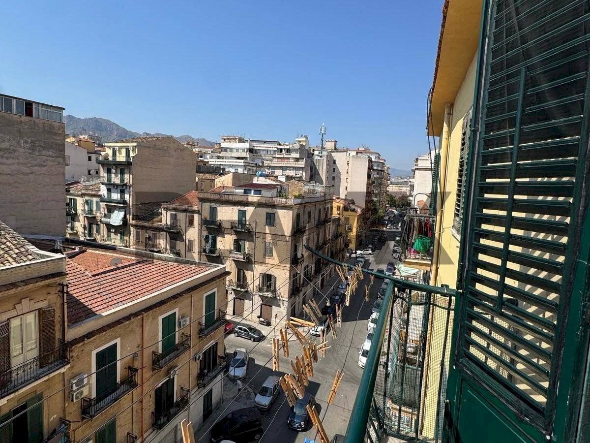 Edificio all\'aperto - Apartment Via Mendola
 
75, Palermo - photo 1