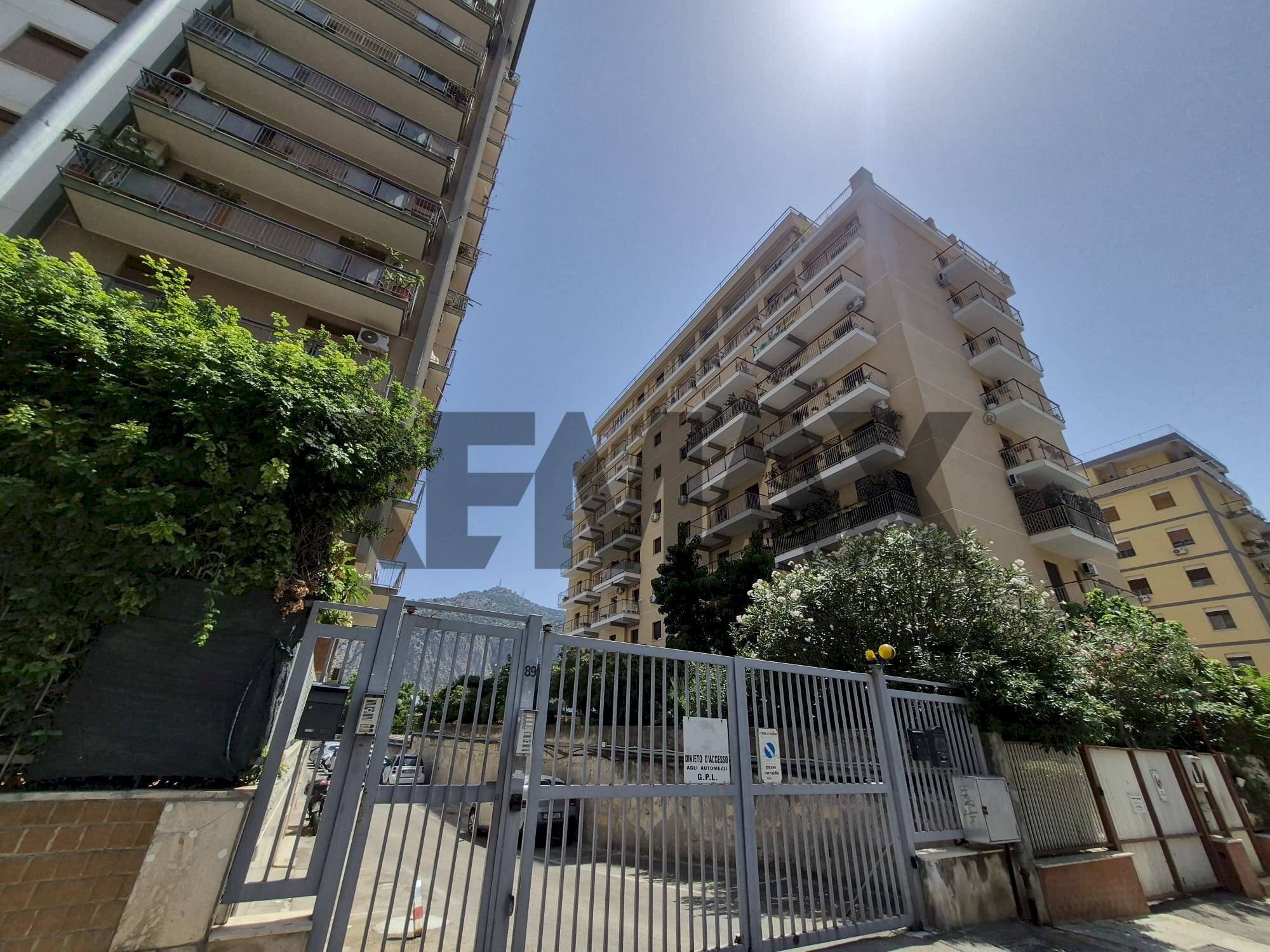 Edificio all\'aperto - Magazzino Filippo Di Giovanni
 
93, Palermo - foto 1