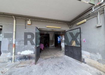 Parcheggio - Magazzino Filippo Di Giovanni
 
93, Palermo - foto 4