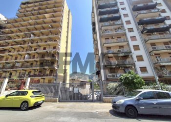 Edificio all\'aperto - Magazzino Filippo Di Giovanni
 
93, Palermo - foto 12