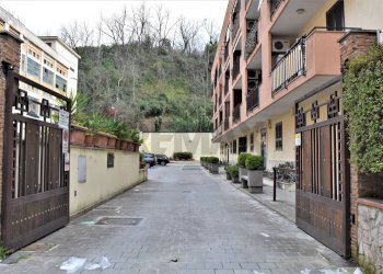 Edificio all\'aperto - Quadrilocale Via Santa Maria Ai Monti
 
108, Napoli - foto 6