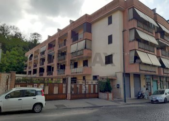 Edificio all\'aperto - Quadrilocale Via Santa Maria Ai Monti
 
108, Napoli - foto 12