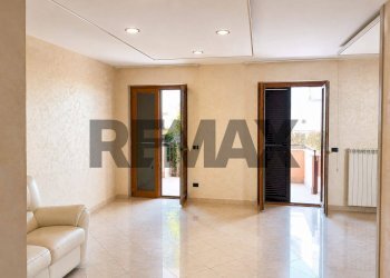 Soggiorno - Quadrilocale Via Santa Maria Ai Monti
 
108, Napoli - foto 22