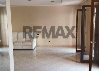 Soggiorno - Quadrilocale Via Santa Maria Ai Monti
 
108, Napoli - foto 23