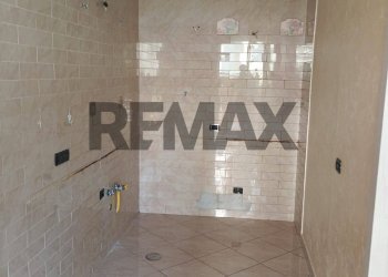 Bagno - Quadrilocale Via Santa Maria Ai Monti
 
108, Napoli - foto 27
