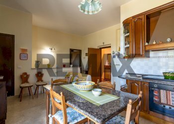 Sala da pranzo - Villa Via Rosario Pitrelli
 
48, Caltagirone - foto 22