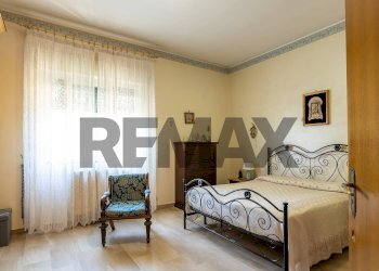 Camera / camera da letto - Villa Via Rosario Pitrelli
 
48, Caltagirone - foto 23