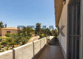 Balcone - Villa Via Rosario Pitrelli
 
48, Caltagirone - foto 31