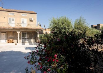 Casa all\'aperto - Casa semi indipendente Contrada Piano Conte - S.P. 135
1, Sommatino - foto 2
