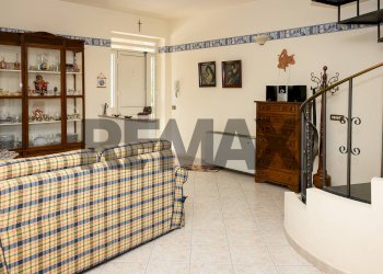 Soggiorno - Casa semi indipendente Contrada Piano Conte - S.P. 135
1, Sommatino - foto 24