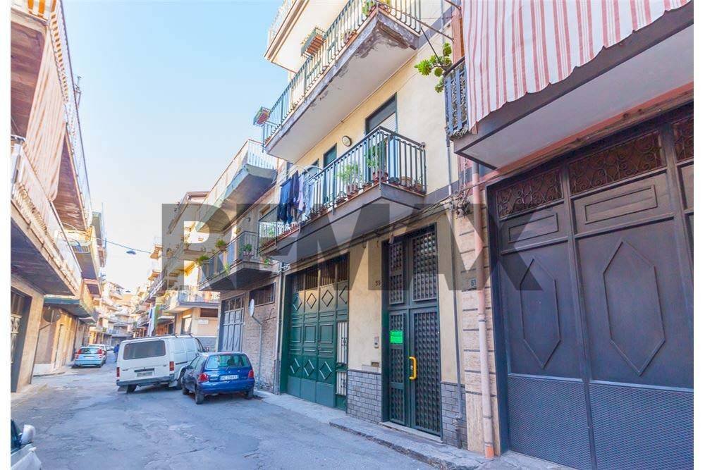 Edificio all\'aperto - Appartamento Via Vincenzo Monti
59 - 59A, Paterno - foto 2