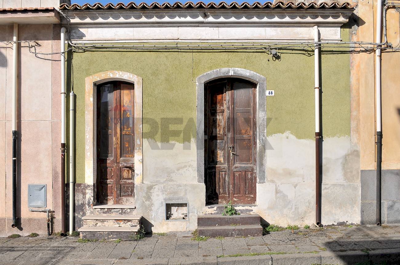 Casa all\'aperto - Independent house Via Pantano
 
48, Piedimonte Etneo - photo 1
