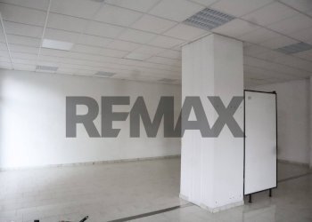 Stanza vuota - Commercial Premises Via Antonio Pacinotti
53, Acireale - photo 4