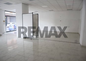 Stanza vuota - Commercial Premises Via Antonio Pacinotti
53, Acireale - photo 10