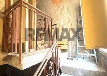 Scale - Independent house Via Mongibello
 
2, Biancavilla - photo 6