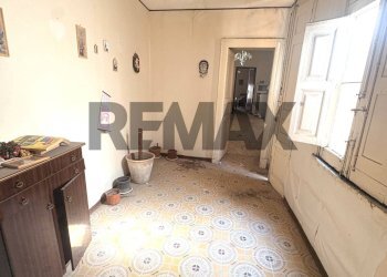 Hall / corridoio - Independent house Via Mongibello
 
2, Biancavilla - photo 10