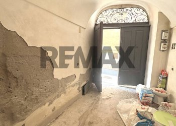 Hall / corridoio - Independent house Via Mongibello
 
2, Biancavilla - photo 24