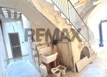 Scale - Independent house Via Mongibello
 
2, Biancavilla - photo 26