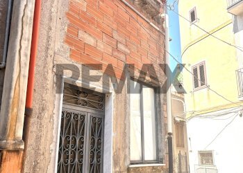 Edificio all\'aperto - Independent house Via Mongibello
 
2, Biancavilla - photo 29