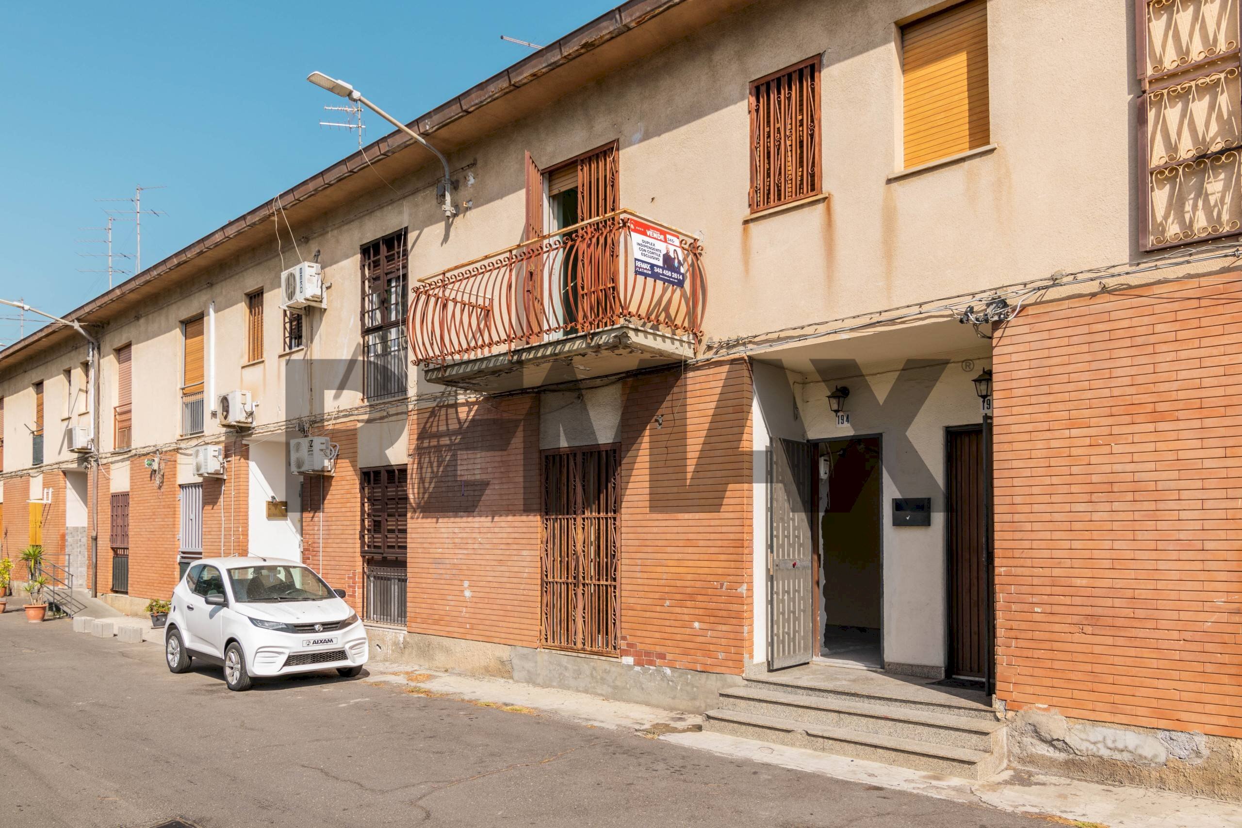 Edificio all\'aperto - Casa indipendente Via Vittorino da Feltre
194, Catania - foto 3