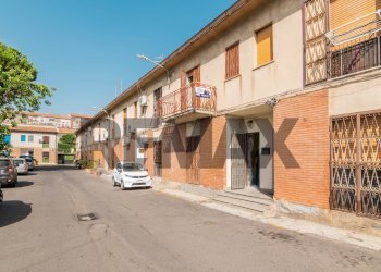 Edificio all\'aperto - Casa indipendente Via Vittorino da Feltre
 
194, Catania - foto 4