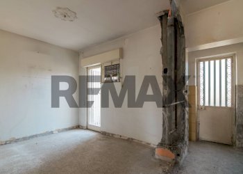 Stanza vuota - Casa indipendente Via Vittorino da Feltre
 
194, Catania - foto 13