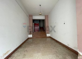 Scale - Apartment Viale Principe Umberto
161, Caltagirone - photo 2