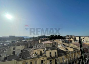 Edificio all\'aperto - Apartment Viale Principe Umberto
161, Caltagirone - photo 6