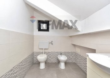 Bagno - Capannone Via Mongibello
96, Belpasso - foto 8