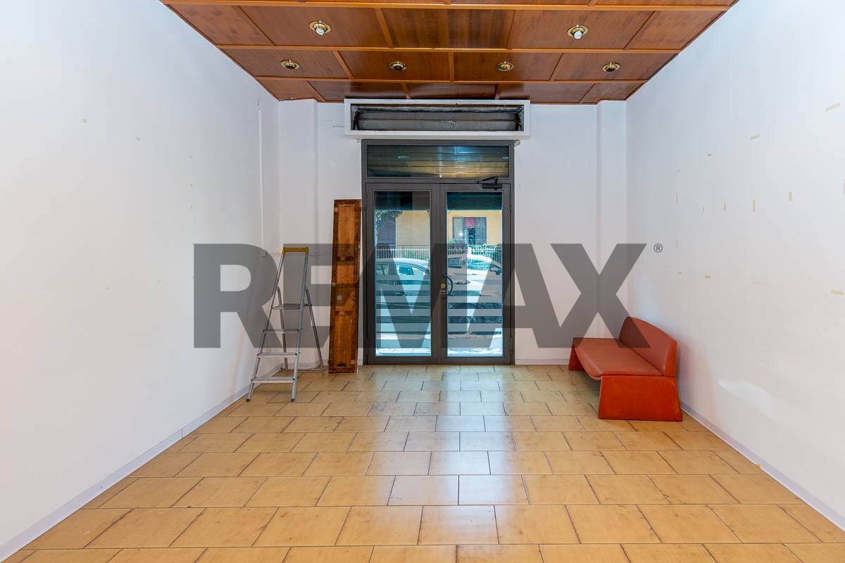 Stanza vuota - Negozio Viale Guglielmo Marconi
53, Gravina di Catania - foto 2