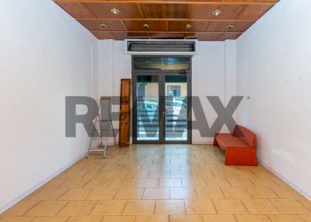 Stanza vuota - Negozio Viale Guglielmo Marconi
53, Gravina di Catania - foto 2