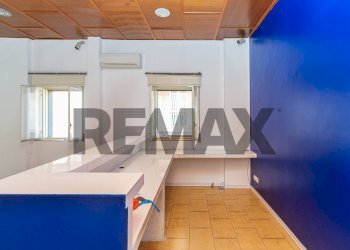 Bagno - Negozio Viale Guglielmo Marconi
53, Gravina di Catania - foto 9