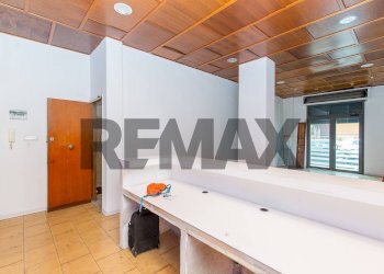 Bagno - Negozio Viale Guglielmo Marconi
53, Gravina di Catania - foto 11