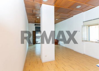 Stanza vuota - Negozio Viale Guglielmo Marconi
53, Gravina di Catania - foto 12