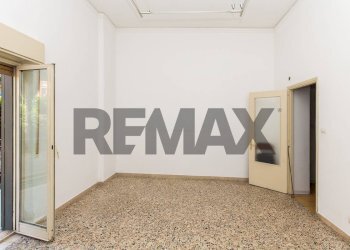 Stanza vuota - Negozio Viale Guglielmo Marconi
53, Gravina di Catania - foto 15