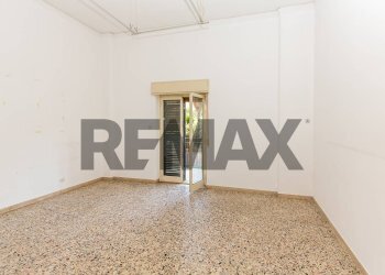 Stanza vuota - Negozio Viale Guglielmo Marconi
53, Gravina di Catania - foto 16
