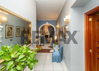 Hall / corridoio - Villa Via San Marco
 
69, Paterno - foto 19
