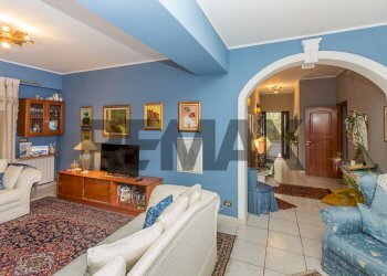 Soggiorno - Villa Via San Marco
 
69, Paterno - foto 26