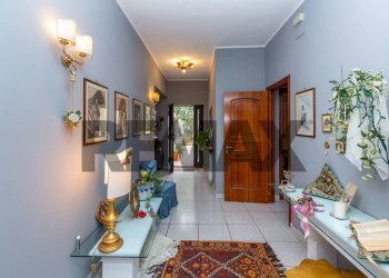 Hall / corridoio - Villa Via San Marco
 
69, Paterno - foto 30