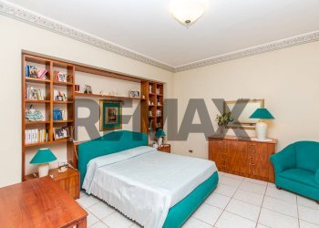 Camera / camera da letto - Villa Via San Marco
 
69, Paterno - foto 36
