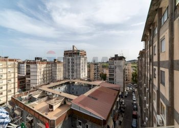 Edificio all\'aperto - Trilocale Via Sardegna
 
16, Catania - foto 4