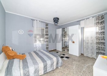 Camera / camera da letto - Trilocale Via Sardegna
 
16, Catania - foto 12