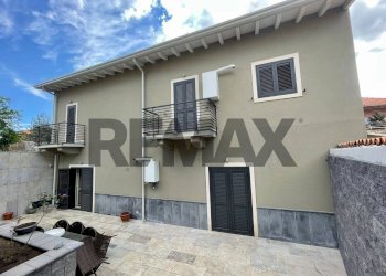 Casa all\'aperto - Casa indipendente Vico Cavaliere
 
1, Tremestieri Etneo - foto 2