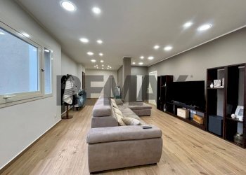 Soggiorno - Casa indipendente Vico Cavaliere
 
1, Tremestieri Etneo - foto 6