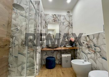 Bagno - Casa indipendente Vico Cavaliere
 
1, Tremestieri Etneo - foto 12
