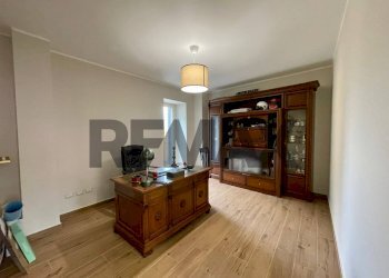 Ufficio - Casa indipendente Vico Cavaliere
 
1, Tremestieri Etneo - foto 14