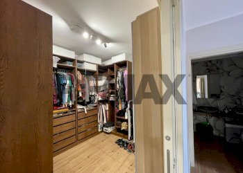 Cabina armadio - Casa indipendente Vico Cavaliere
 
1, Tremestieri Etneo - foto 26
